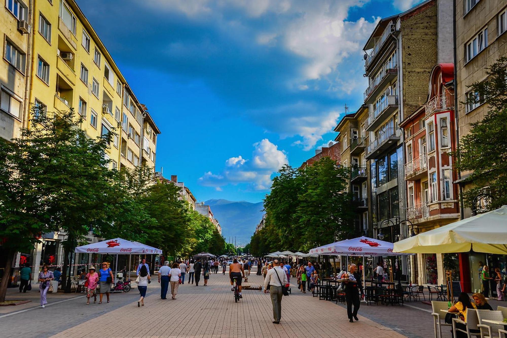 Апартаменти 5 Seconds Away From The Main Street, Free Secured Parking Софія Екстер'єр фото